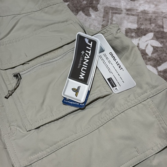NWT COLUMBIA TITANIUM OMNI-DRY VENTURE VEST - Picture 3 of 7